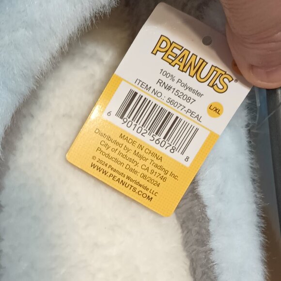 NWT ~ Snoopy (L/XL) Sherpa Fleece Lined Plush Scuff Slippers - Picture 6 of 6